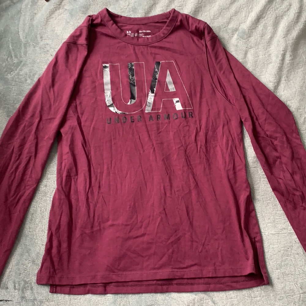 Long sleeve under armour shirt
